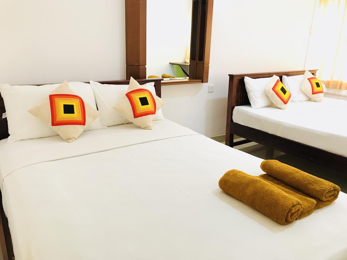 Lake City Resort Anuradhapura Exterior photo